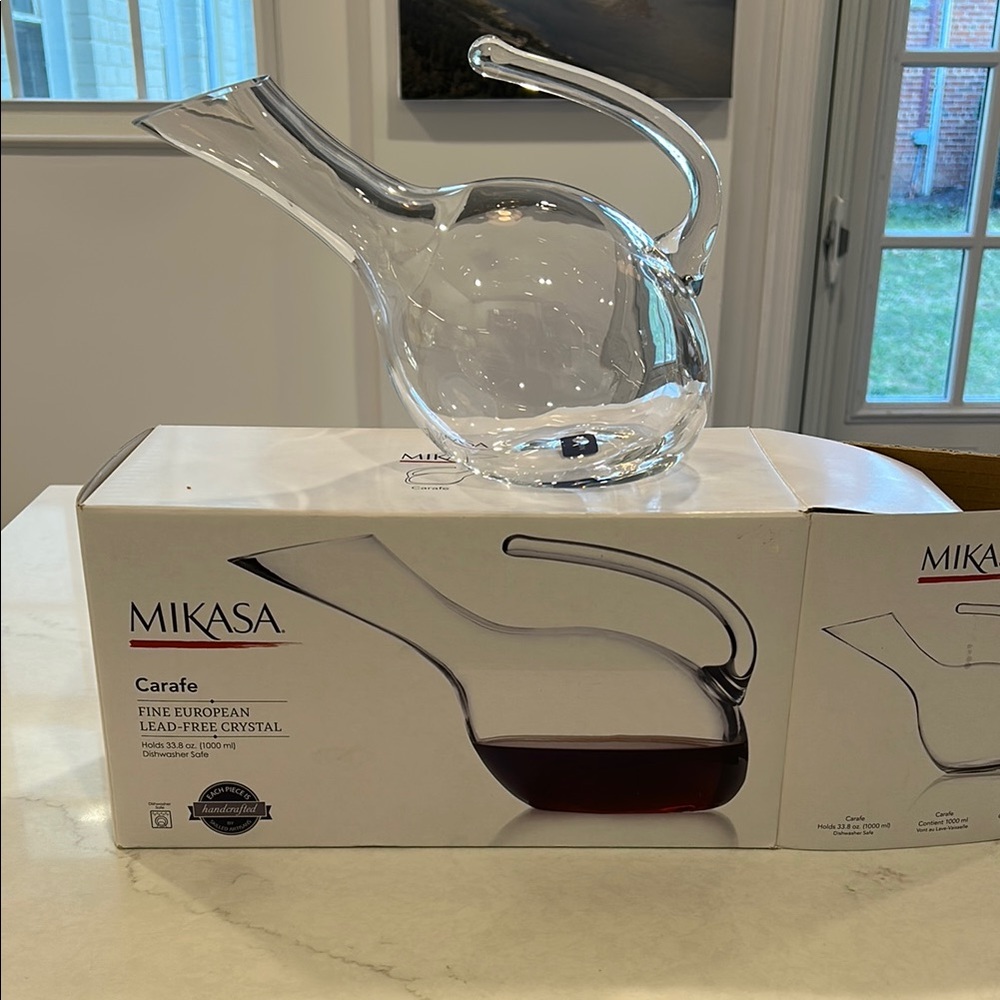 Stylish Clear Glass Carafe Set